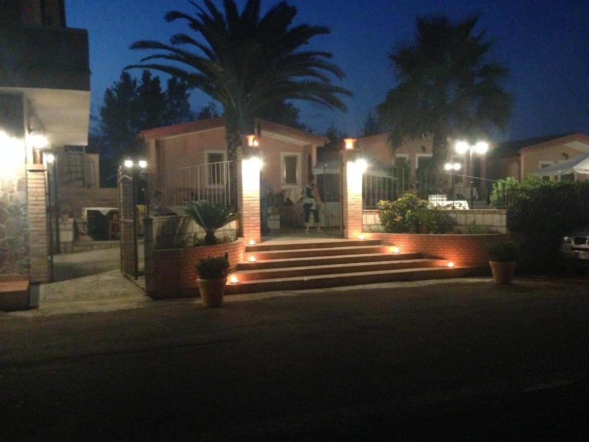Hotel La Pineta Joppolo Exterior photo