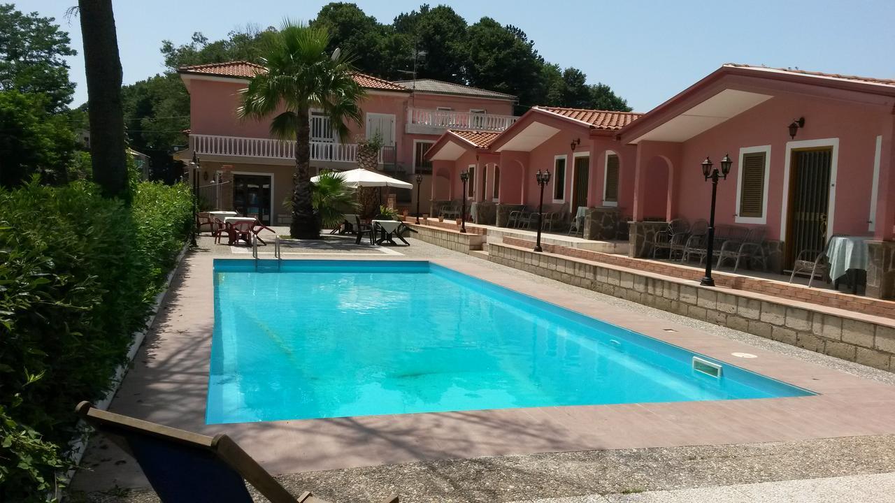 Hotel La Pineta Joppolo Exterior photo